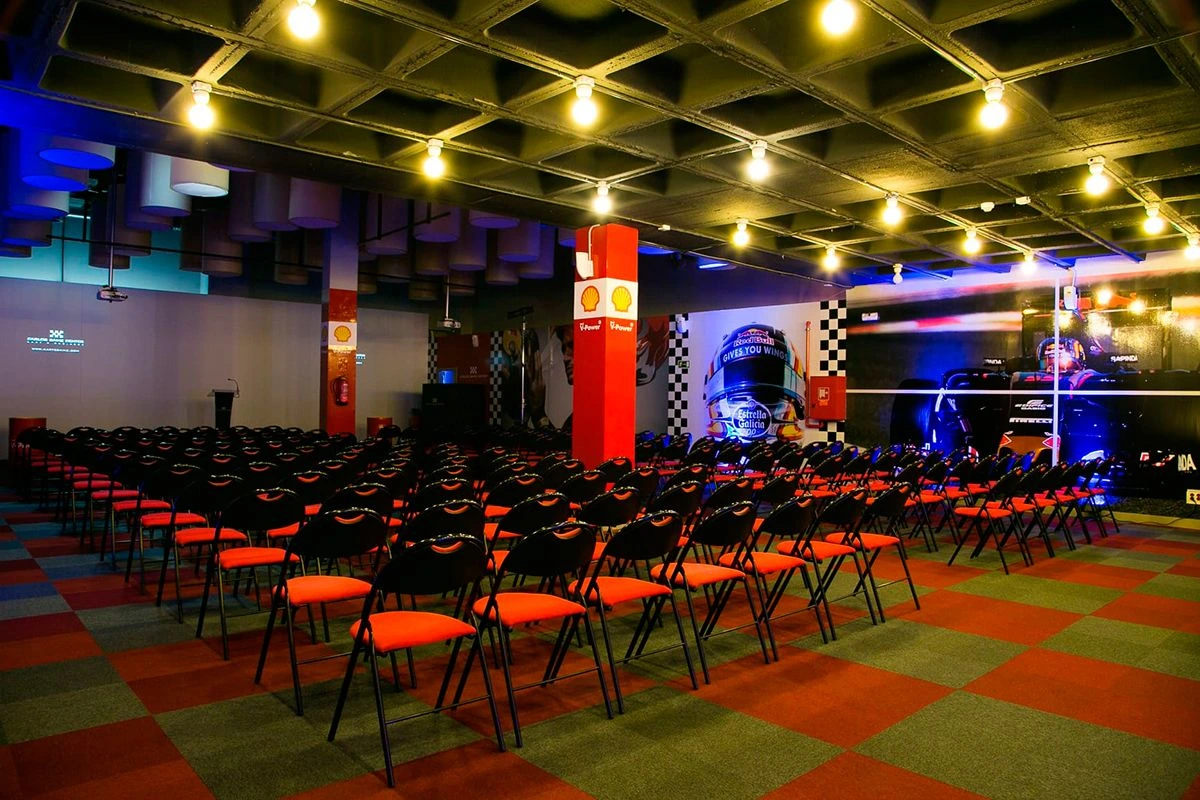 Galería de Espacio Carlos Sainz Karting Madrid, imagen 4