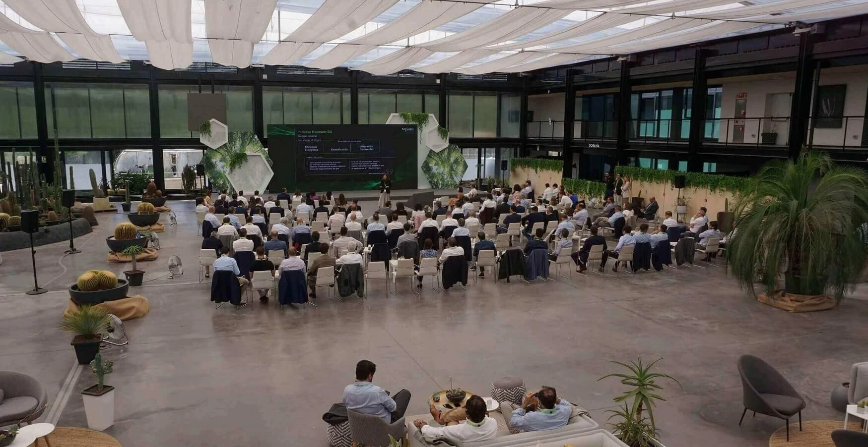 Galería de Espacio Desert CITY, imagen 1